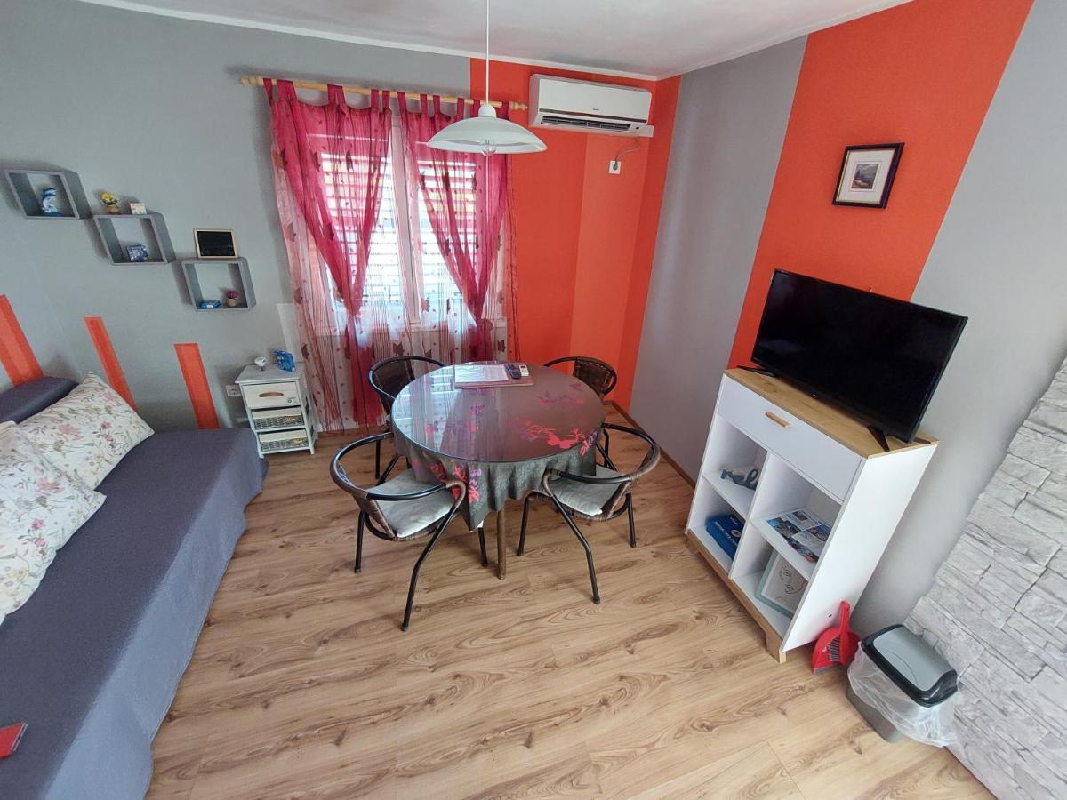Apartman Sunce Murter Exteriör bild